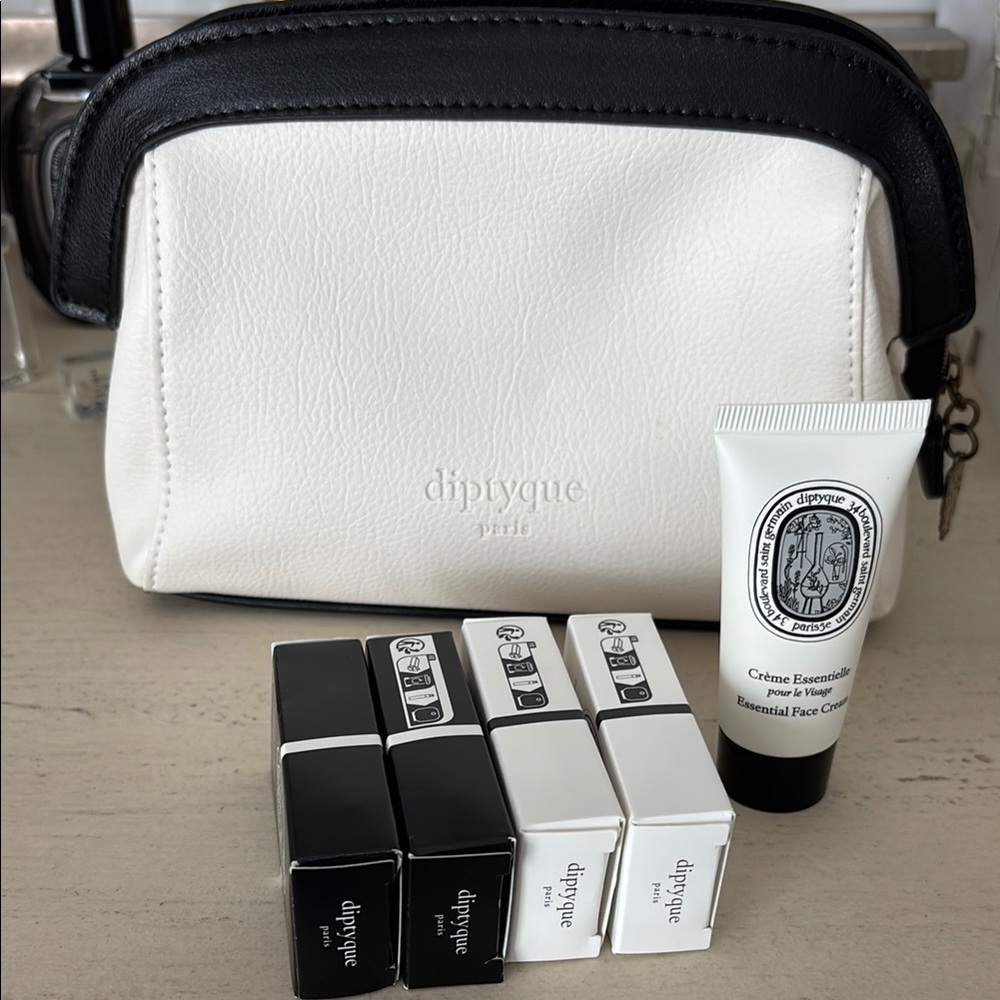 Diptyque toiletry bag with samples